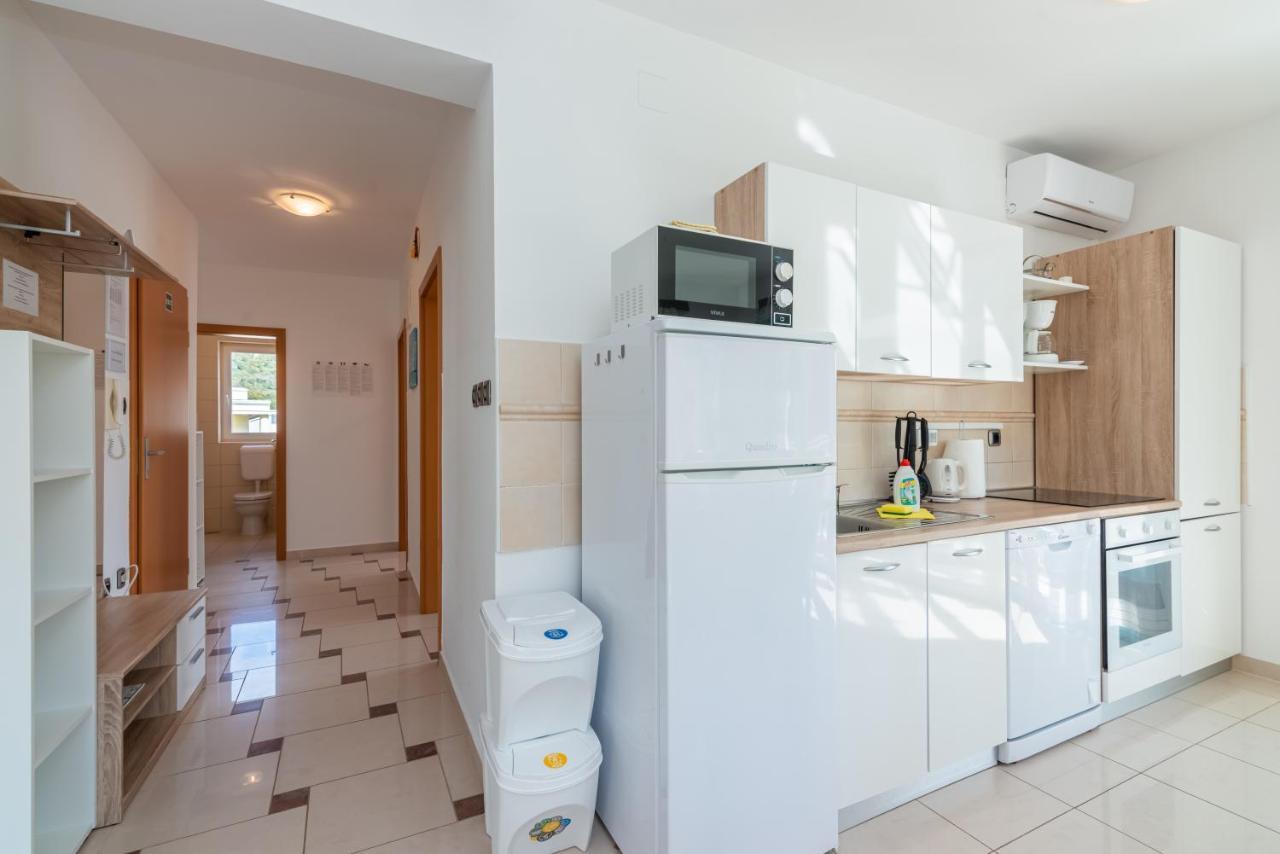 Beautiful Apartment Lovorka 6 , Baska, Krk Exteriér fotografie