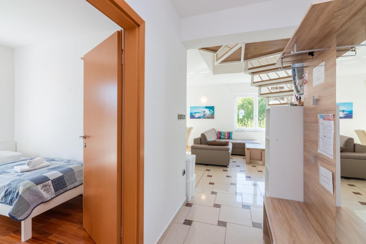 Beautiful Apartment Lovorka 6 , Baska, Krk Exteriér fotografie